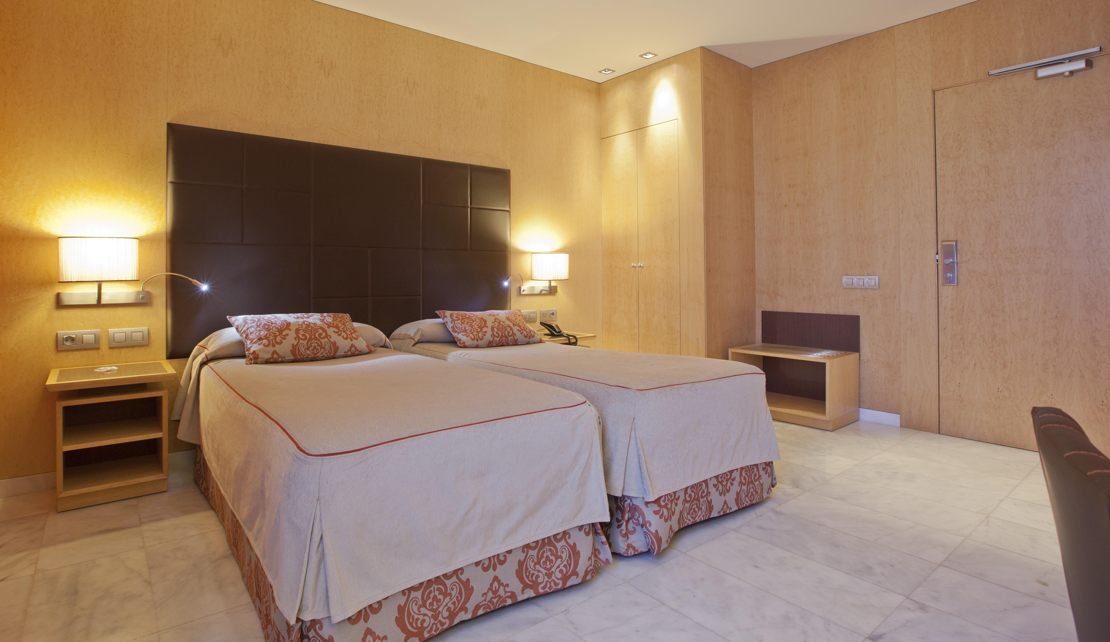 Hotel Medinaceli New Reopening 2025 Barcelona Kültér fotó