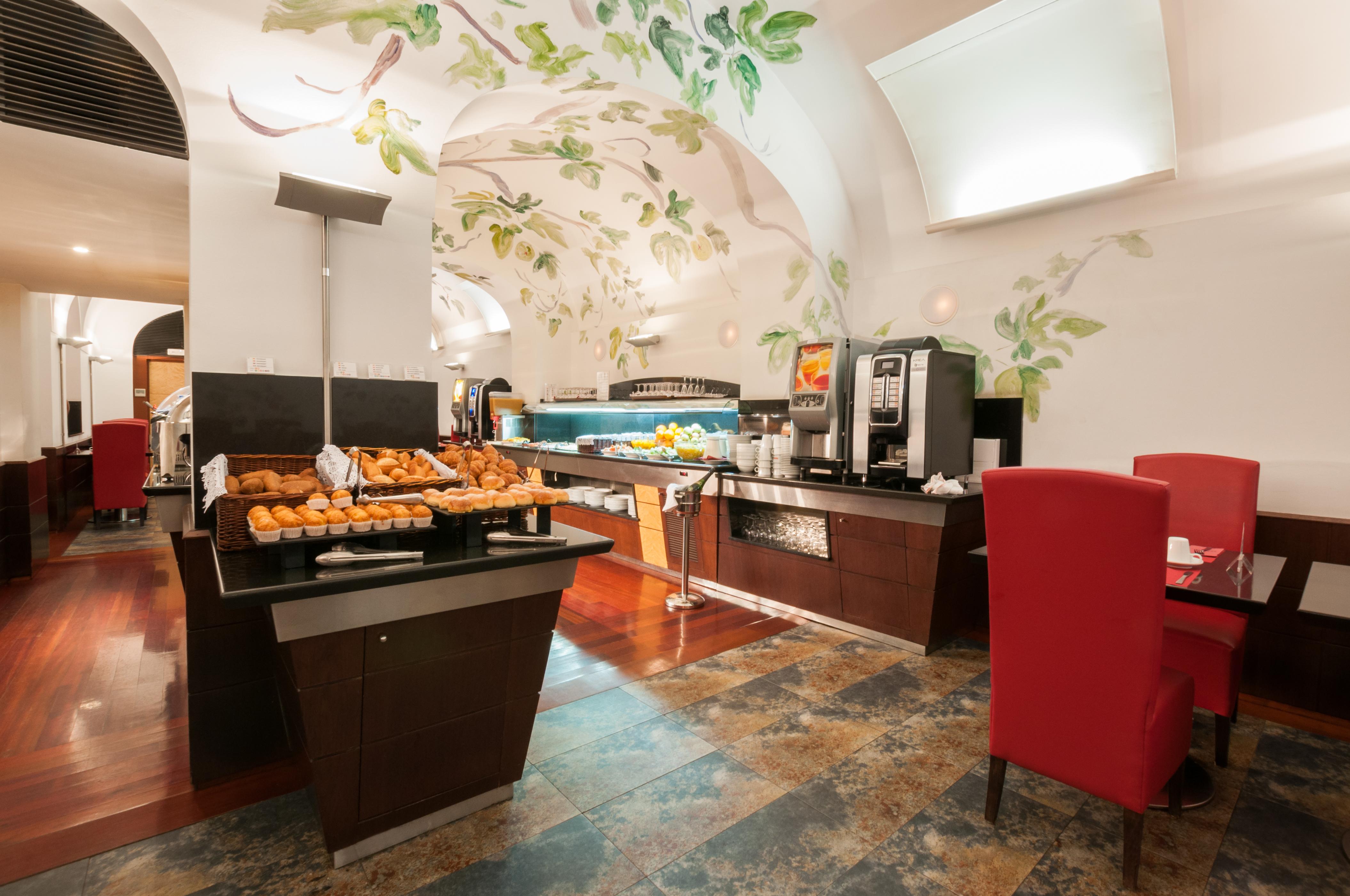 Hotel Medinaceli New Reopening 2025 Barcelona Kültér fotó