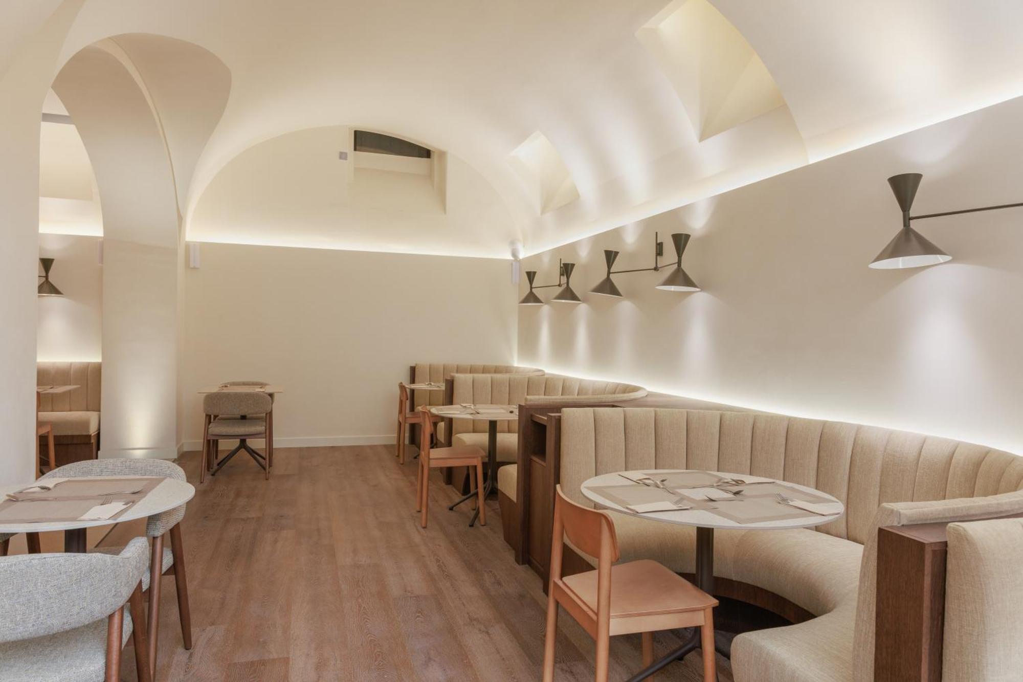 Hotel Medinaceli New Reopening 2025 Barcelona Kültér fotó