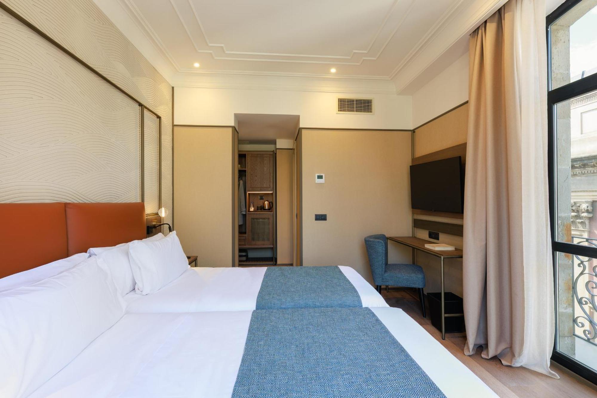 Hotel Medinaceli New Reopening 2025 Barcelona Kültér fotó